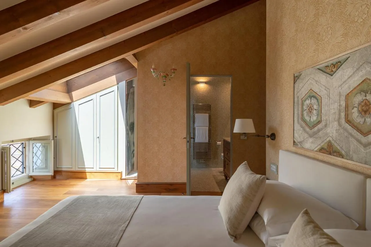 Hotel Villa Delle Palme Gargnano Italy